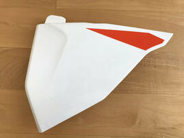 Air filter box cover, left