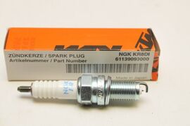 SPARK PLUG KR8DI
