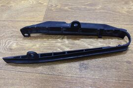 CHAIN SLIDING GUARD