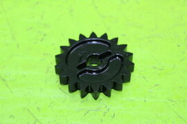 Oil pump gear wheel 18 teeth